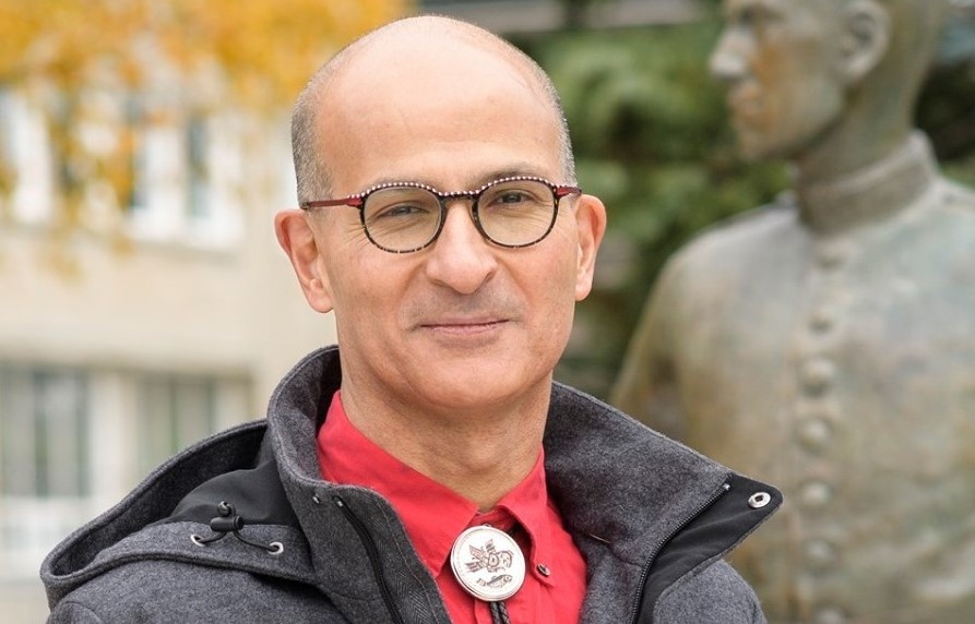 Kommy Farahani Obituary – Cause of Death: Royal Military College Chemistry Professor, Swim Coach Dies Following Medical Episode